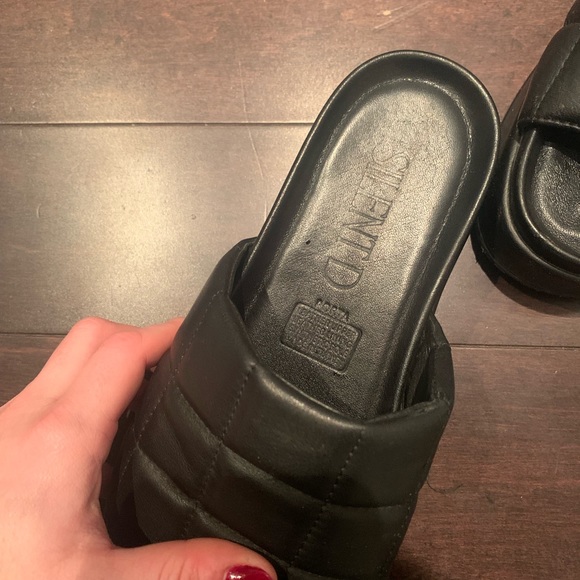 Silent D Porta sandals from Anthropologie size 38. - Picture 3 of 6